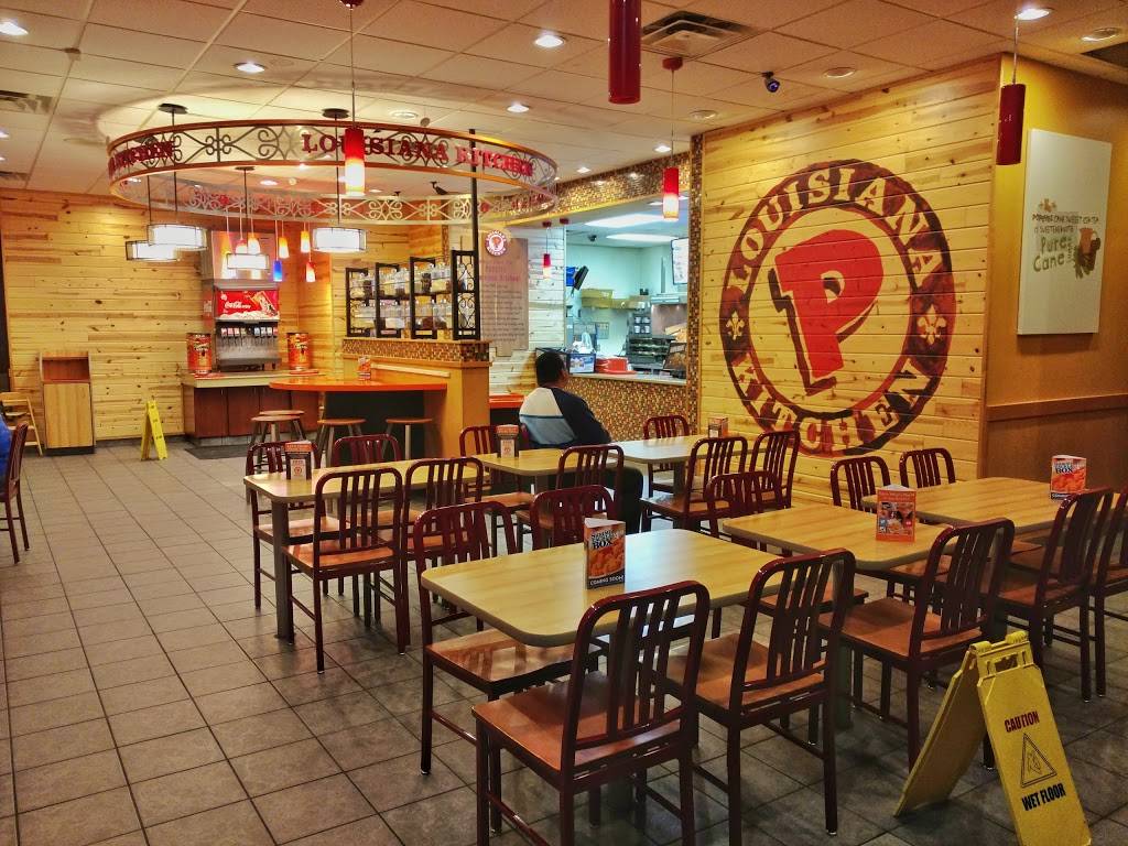 Popeyes Louisiana Kitchen | restaurant | 11706 Jefferson Ave, Newport News, VA 23606, USA | 7575990594 OR +1 757-599-0594