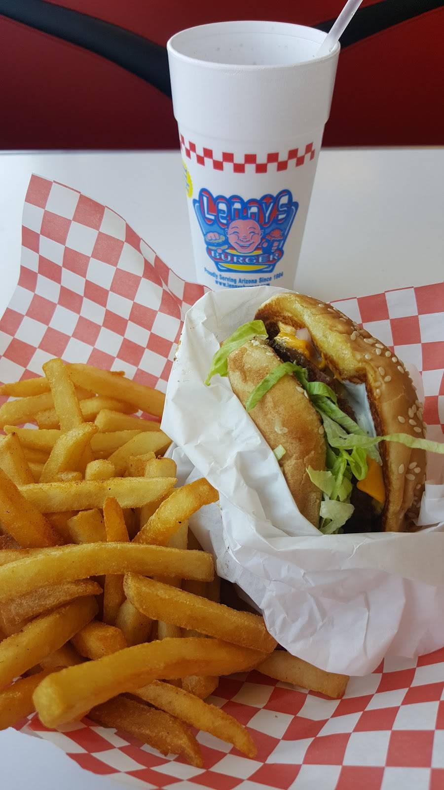 Lennys Burger | restaurant | 2545 W Glendale Ave, Phoenix, AZ 85051, USA | 6023471188 OR +1 602-347-1188