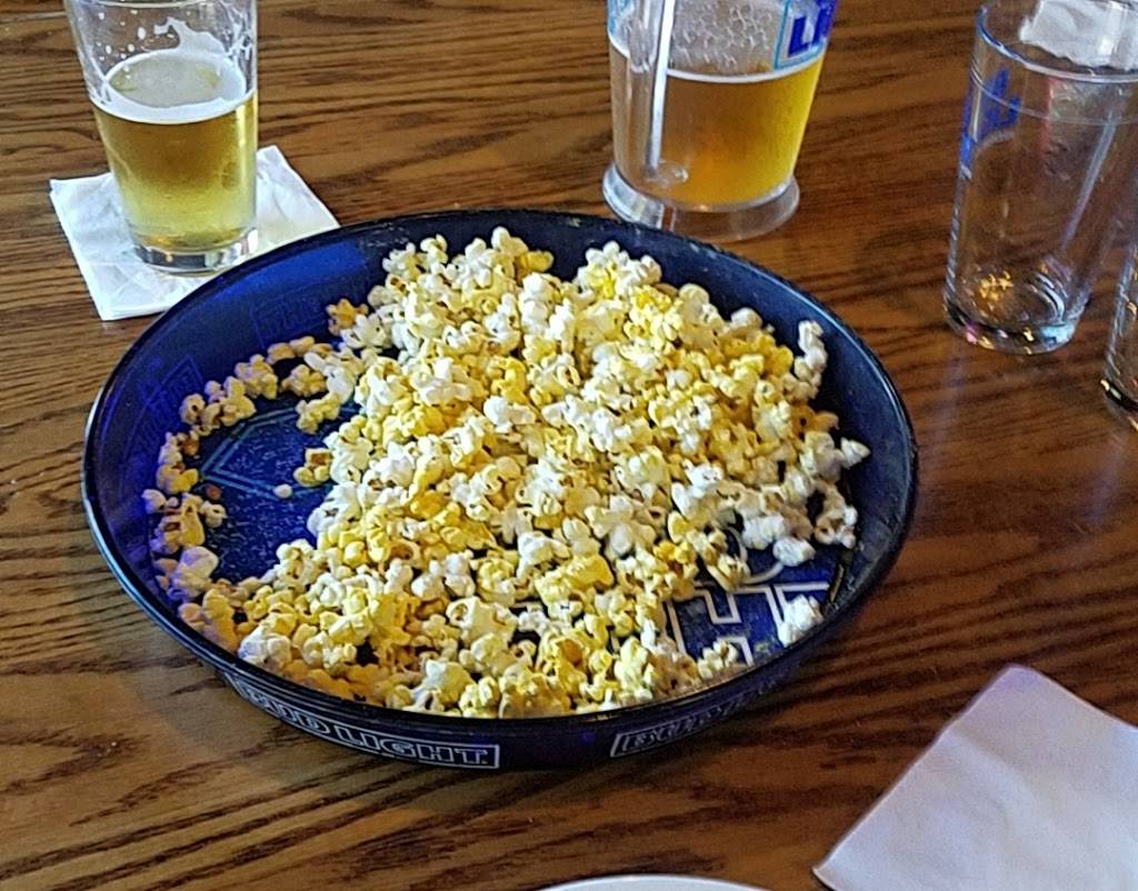 Courtyard Oyster Bar | restaurant | 4643 US-280, Birmingham, AL 35242, USA | 2059809891 OR +1 205-980-9891