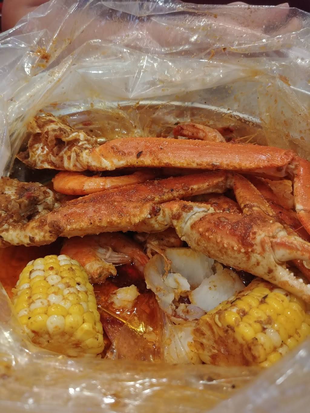 Crazy Crab | restaurant | 530 Jermor Ln, Westminster, MD 21157, USA | 4104217468 OR +1 410-421-7468