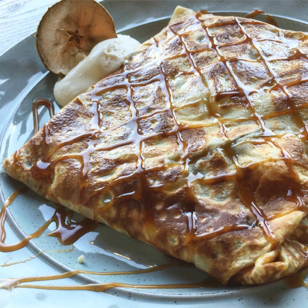 La Maladroite | restaurant | 551 Avenue de Buckingham, Gatineau, QC J8L 2H2, Canada | 8196173800 OR +1 819-617-3800