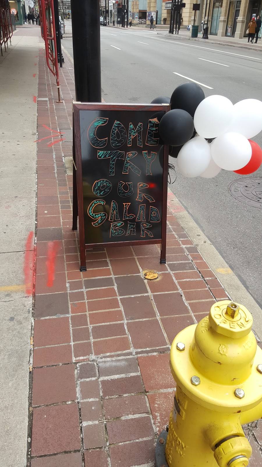 Big Jays Place | restaurant | 930 Hempstead Dr, Cincinnati, OH 45231, USA | 5133701899 OR +1 513-370-1899