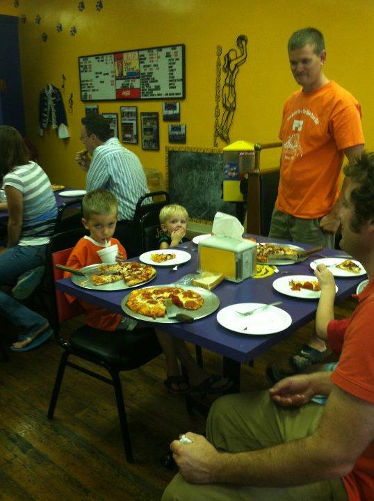 Clubhouse Pizza Holgate | restaurant | 132 N Wilhelm St, Holgate, OH 43527, USA | 4192640058 OR +1 419-264-0058