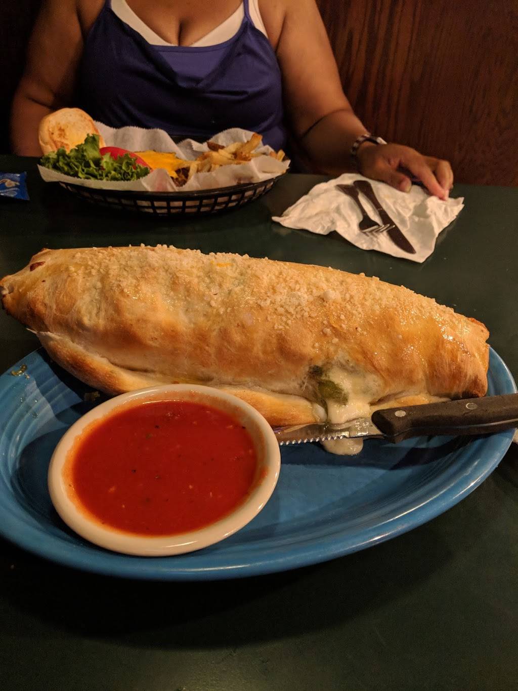 Amen Corner | restaurant | 20 W Main St SE, Girard, OH 44420, USA | 3305455694 OR +1 330-545-5694