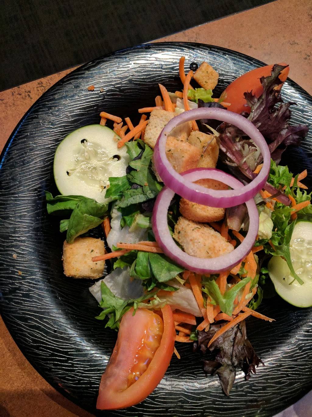 Buffalo Wild Wings | restaurant | 235 Lincoln Way W, Massillon, OH 44647, USA | 3308372999 OR +1 330-837-2999