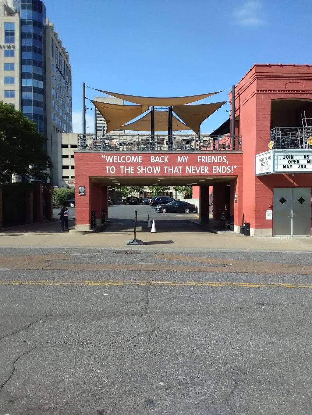 Crumpys Hot Wings | restaurant | 1671 S 3rd St, Memphis, TN 38106, USA | 9015125552 OR +1 901-512-5552