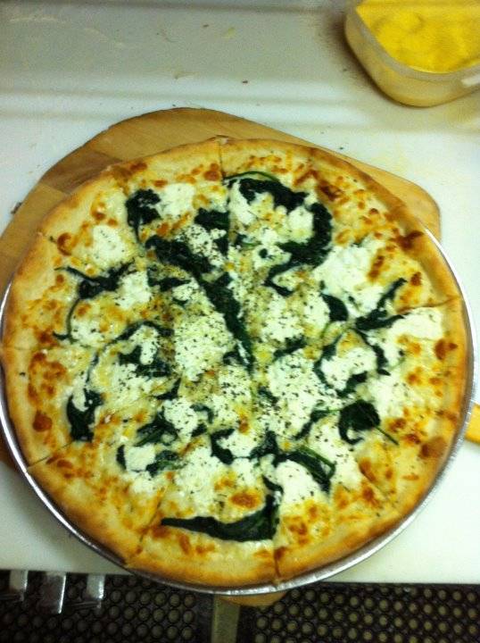 Albertos | restaurant | 814 Derby Ave, Seymour, CT 06483, USA | 2037329082 OR +1 203-732-9082