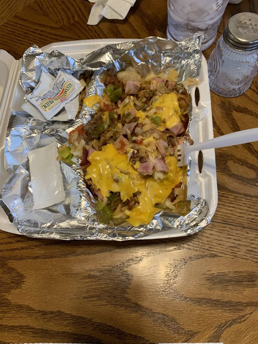 Dixie Maid Cafe | restaurant | 412 Memorial Blvd, Springfield, TN 37172, USA | 6153828990 OR +1 615-382-8990