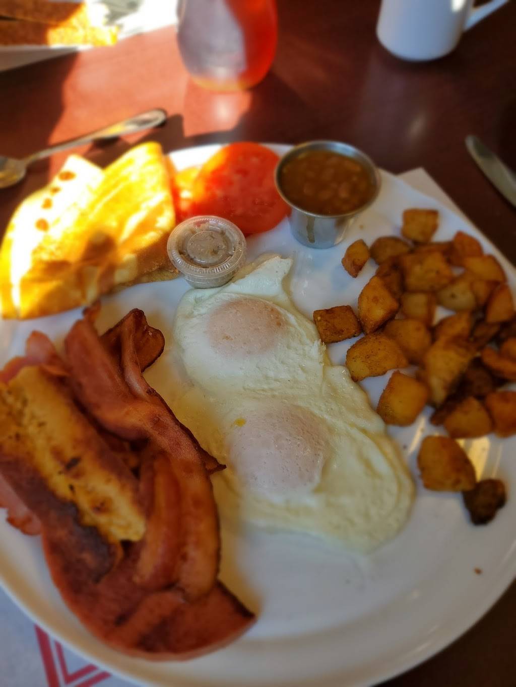 Resto Chez Mel | restaurant | 120 Rue Notre Dame, Charlemagne, QC J5Z 1H2, Canada | 4509326500 OR +1 450-932-6500