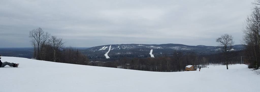 Indianhead Mountain - Big Snow Resort | restaurant | 500 Indianhead Rd, Wakefield, MI 49968, USA | 8003463426 OR +1 800-346-3426