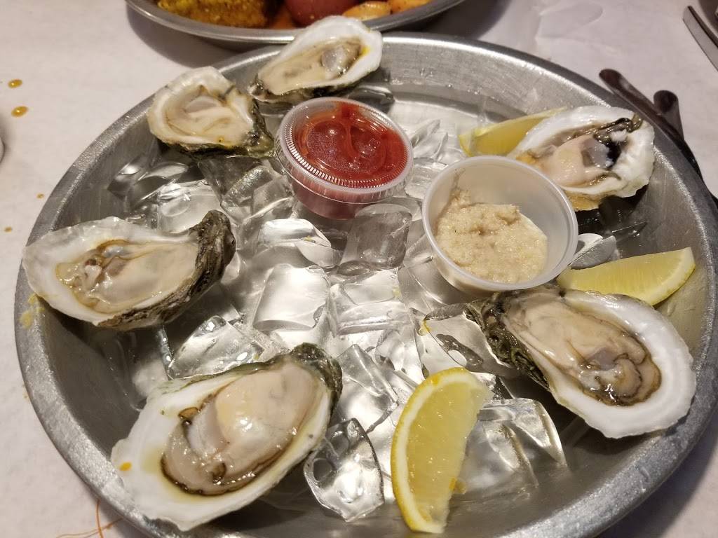 Blue Coast Juicy Seafood | restaurant | 8215 E 71st St, Tulsa, OK 74133, USA | 9182580188 OR +1 918-258-0188