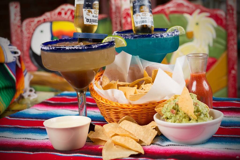 Cebollas Mexican Grill | restaurant | 2787 Maplecrest Rd, Fort Wayne, IN 46815, USA | 2604856601 OR +1 260-485-6601