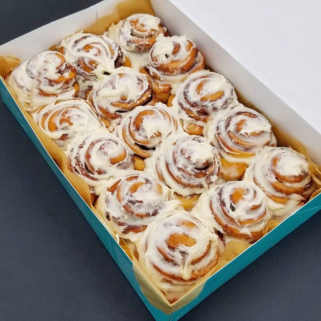 Cinnabon | restaurant | 7014 E Camelback Rd, Scottsdale, AZ 85251, USA | 4809416900 OR +1 480-941-6900