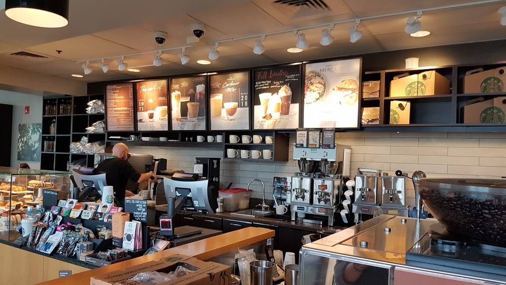 Starbucks | cafe | 243 North Skokie Blvd, Northbrook, IL 60062, USA | 8475091937 OR +1 847-509-1937