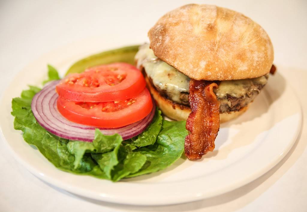 Leftys Grill | restaurant | 101 Broad St, Nevada City, CA 95959, USA | 5302655838 OR +1 530-265-5838