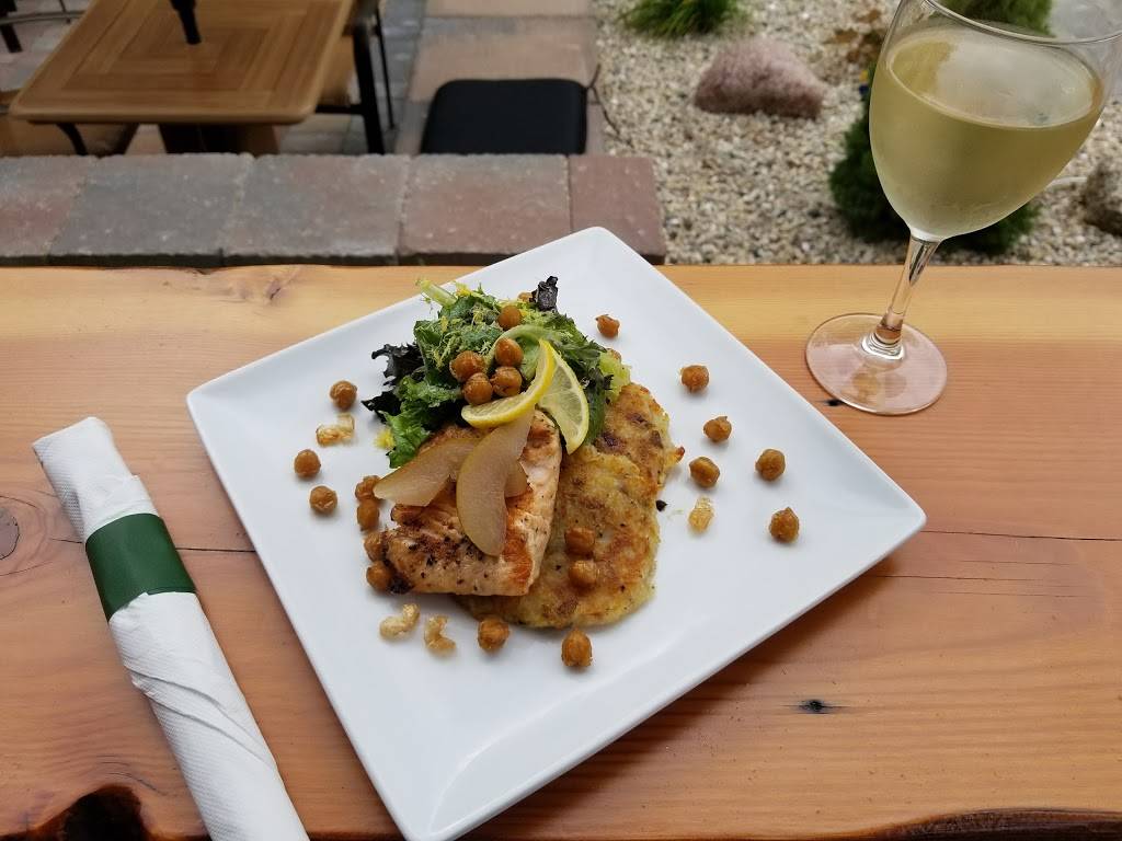 Nauti Norske | restaurant | 324 S Water St, Stoughton, WI 53589, USA | 6082056601 OR +1 608-205-6601