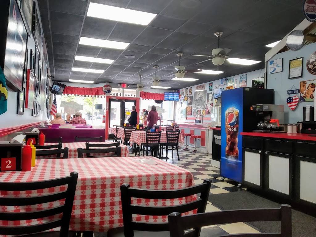 Third Avenue Grill | restaurant | 1022 3rd Ave, Conway, SC 29526, USA | 8434882750 OR +1 843-488-2750