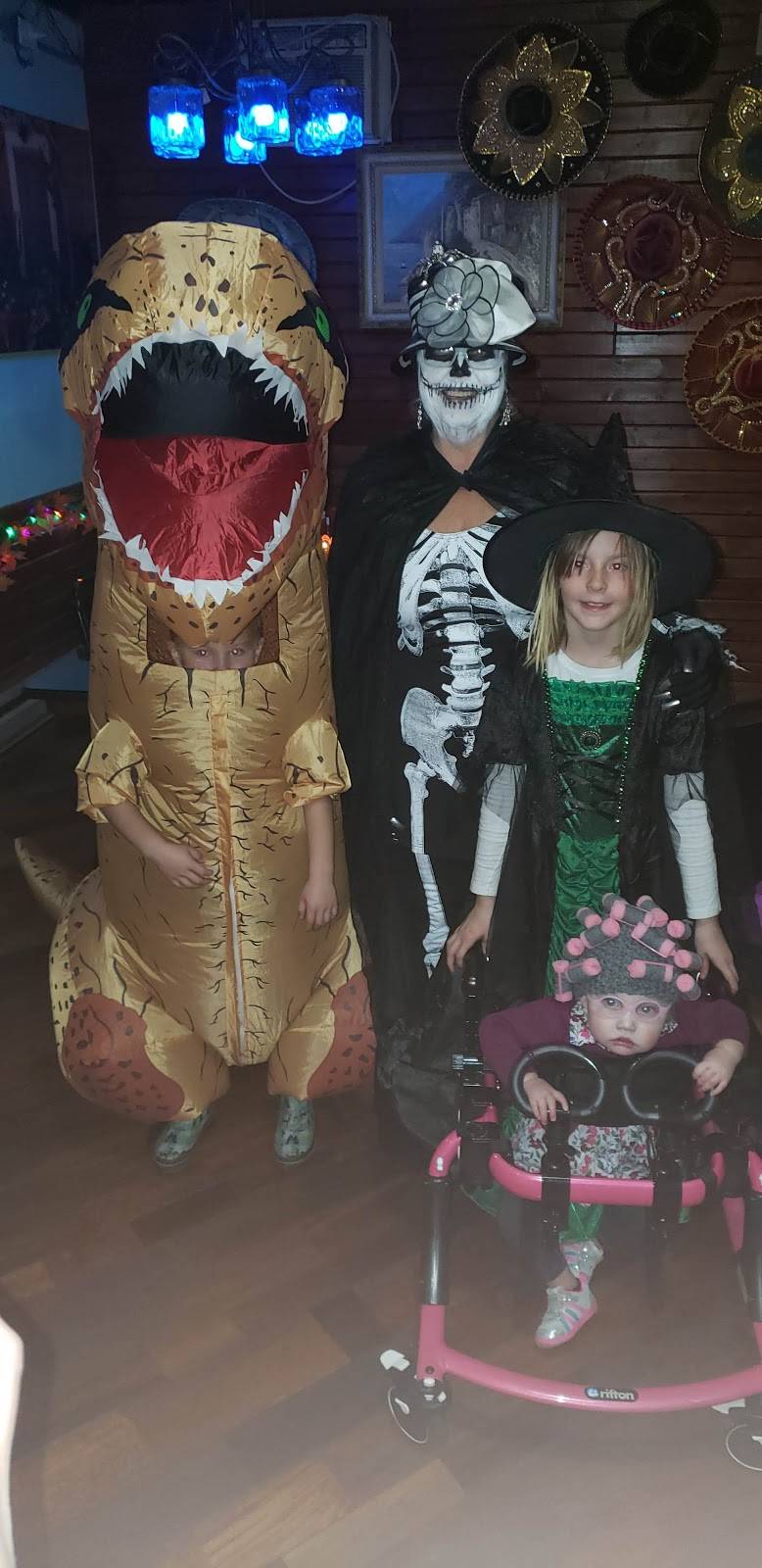 Chicos Restaurant | restaurant | 5704 WI-52, Wausau, WI 54403, USA | 7158429851 OR +1 715-842-9851