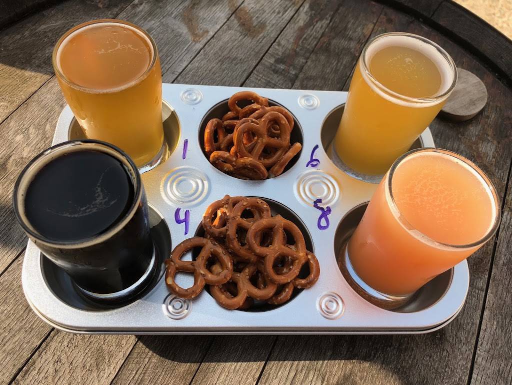 Second Wind Brewing Company | restaurant | 7 Howland St, Plymouth, MA 02360, USA | 5085915915 OR +1 508-591-5915