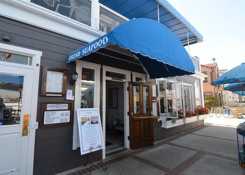 Newport Landing Restaurant | restaurant | 503 Edgewater Pl, Newport Beach, CA 92661, USA | 9496752373 OR +1 949-675-2373