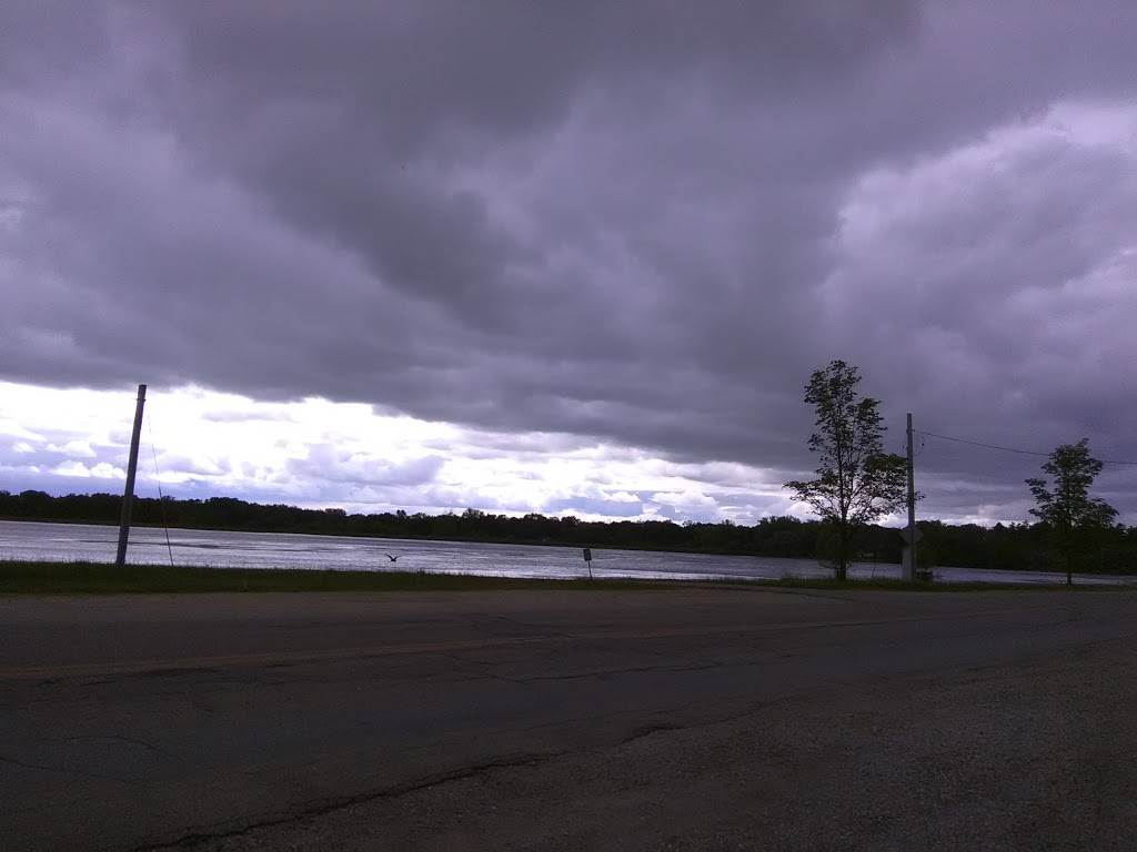 Chriss Steel Horse Saloon | restaurant | Pell Lake Dr, Genoa City, WI 53128, USA | 2622958432 OR +1 262-295-8432