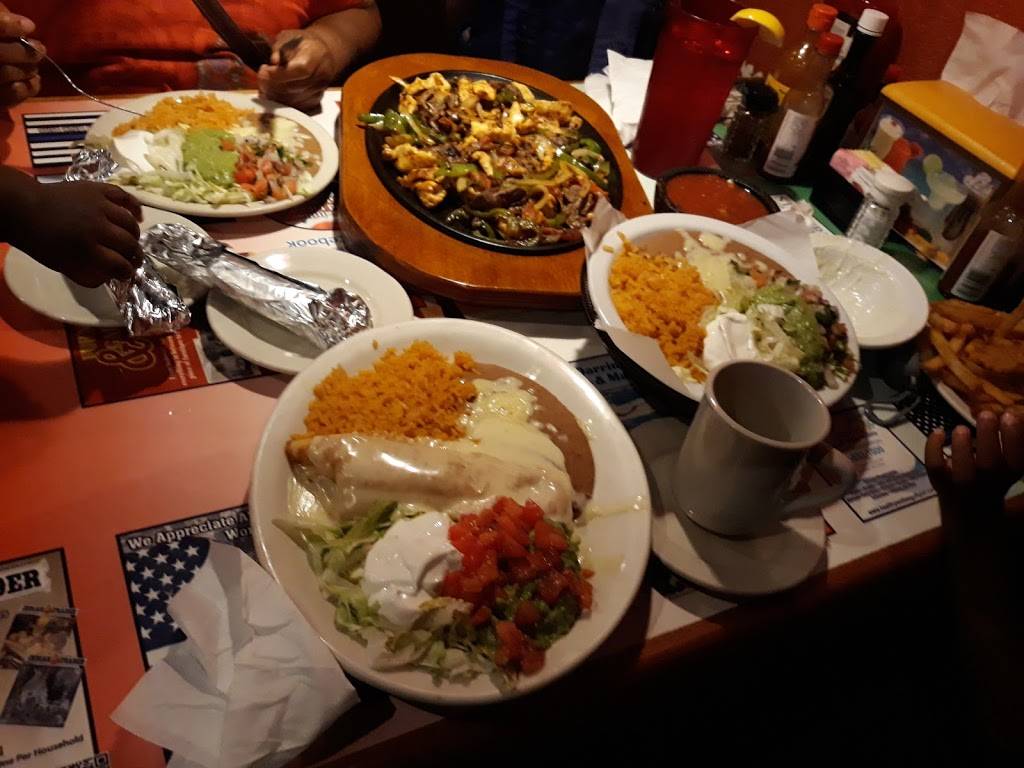 El Saltillo Mexican Restaurant | restaurant | 920 Cedar Lake Rd E1 Cedar, Popps Plaza, Biloxi, MS 39532, USA | 2283962121 OR +1 228-396-2121