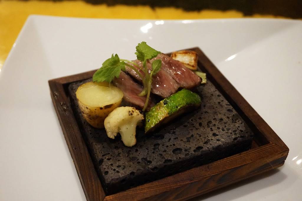 Hanare Sushi | restaurant | 2930 Bristol St, Costa Mesa, CA 92626, USA | 7145452800 OR +1 714-545-2800