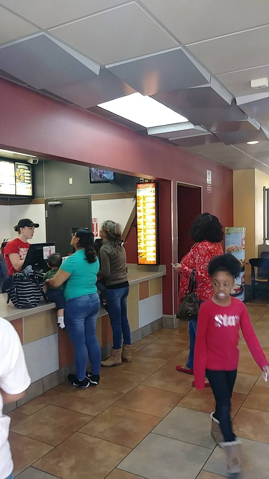 Jack in the Box | restaurant | 23577 Sunnymead Ranch Pkwy, Moreno Valley, CA 92557, USA | 9512477483 OR +1 951-247-7483