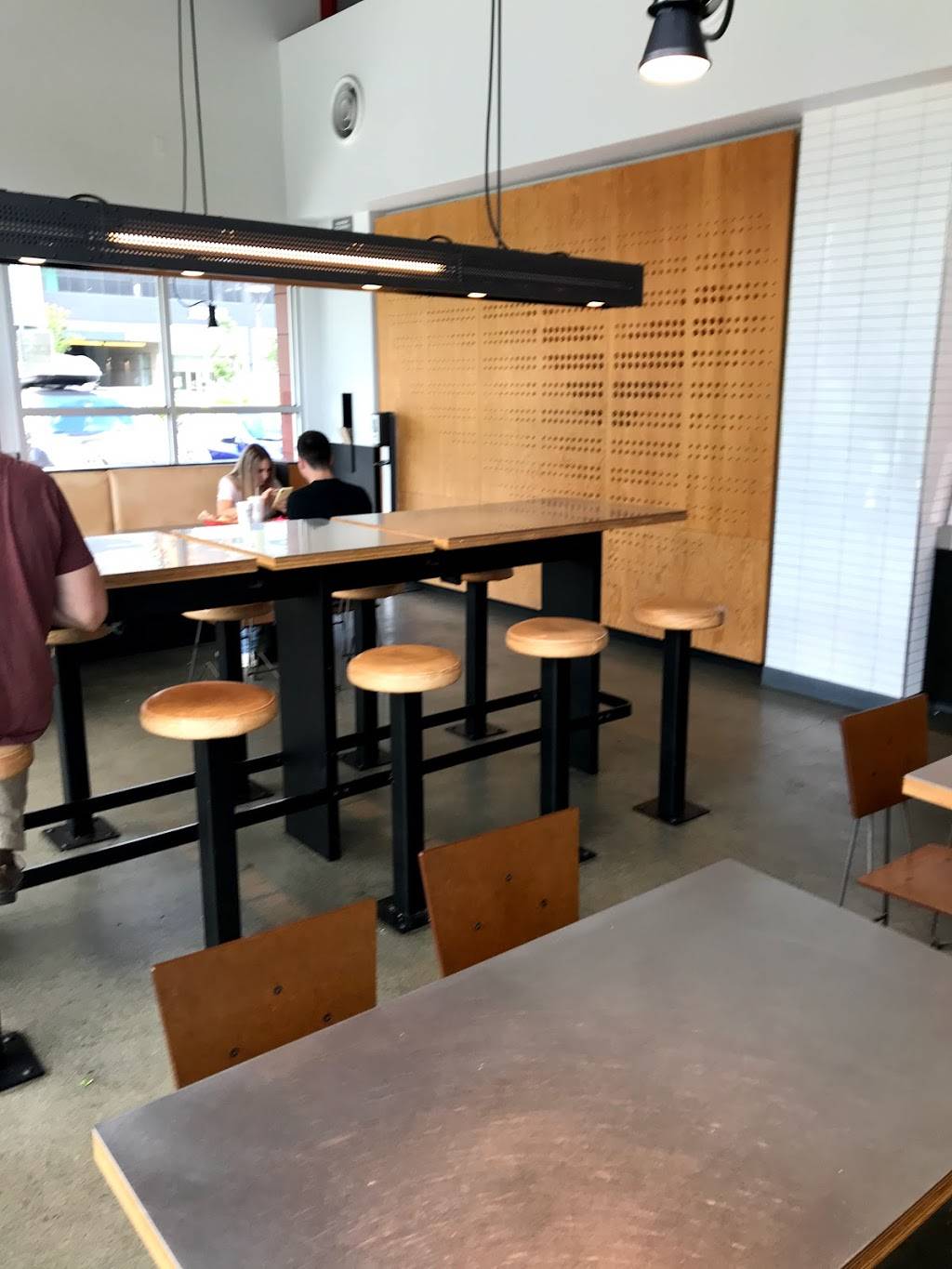 Chipotle Mexican Grill | restaurant | 22704 SE 4th St #210, Sammamish, WA 98074, USA | 4256778049 OR +1 425-677-8049