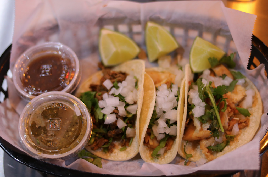Drunchies Tacos | restaurant | 1115 W Hickory St #113, Denton, TX 76201, USA | 9405141350 OR +1 940-514-1350