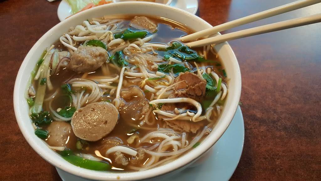 Miss Saigon Pho | restaurant | 310 S Walton Blvd, Bentonville, AR 72712, USA | 4792684663 OR +1 479-268-4663