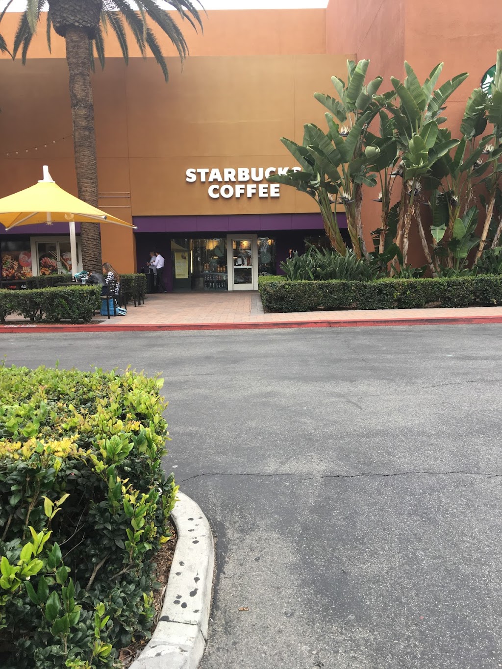 Starbucks | cafe | 1450 El Camino Real a, Tustin, CA 92780, USA | 7143683462 OR +1 714-368-3462