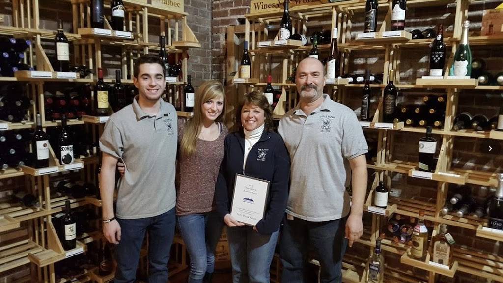 Teds Pizza Palace | restaurant | 306 Main St E, Menomonie, WI 54751, USA | 7152350600 OR +1 715-235-0600