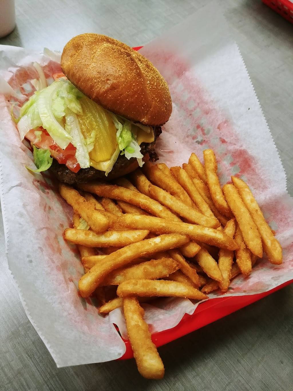 The Sweet Spot Cafe | restaurant | 3586 Adie Rd, St Ann, MO 63074, USA | 3147709977 OR +1 314-770-9977