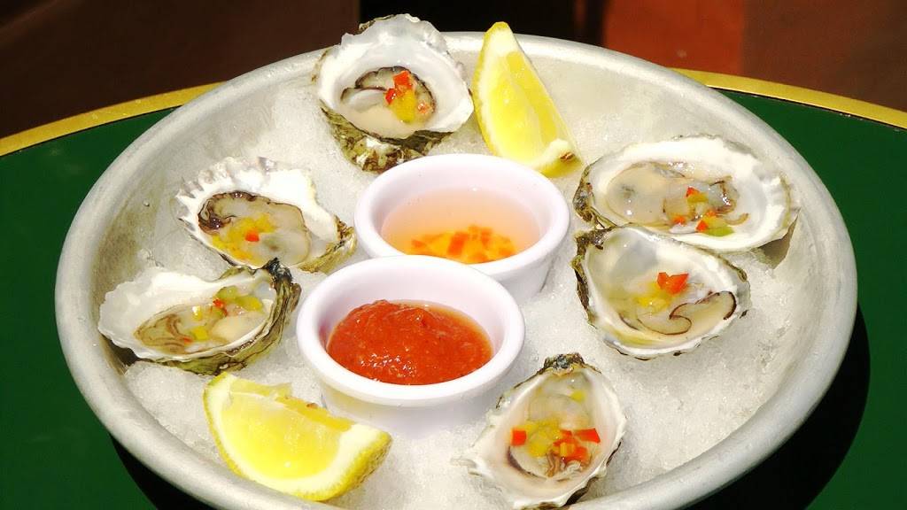 Crown & Anchor Restaurant | restaurant | 247 Commercial St, Provincetown, MA 02657, USA | 50848714303 OR +1 508-487-1430 ext. 3