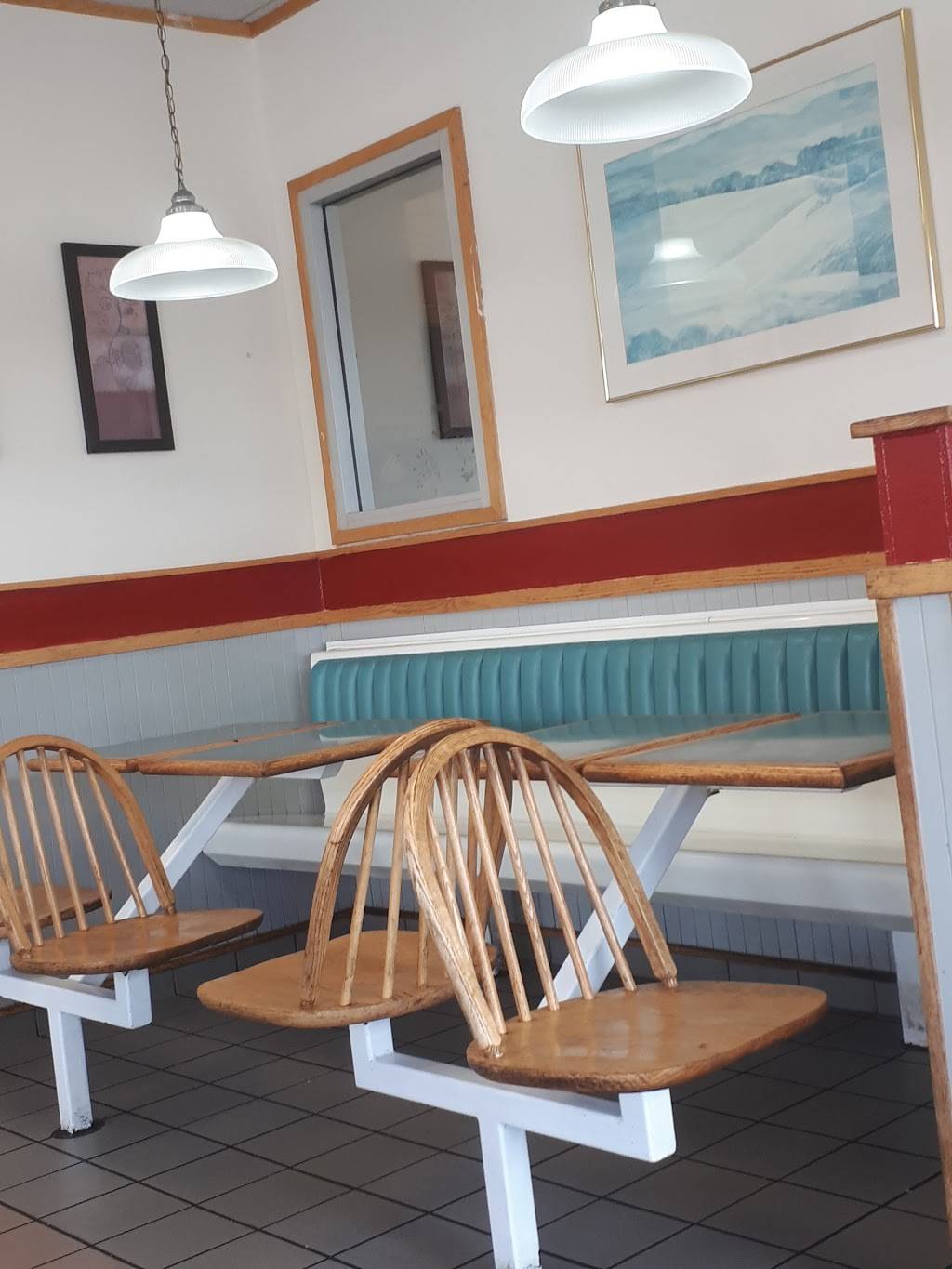 KFC | meal delivery | 27 Dalhousie St, Brantford, ON N3T 2H6, Canada | 5197534623 OR +1 519-753-4623