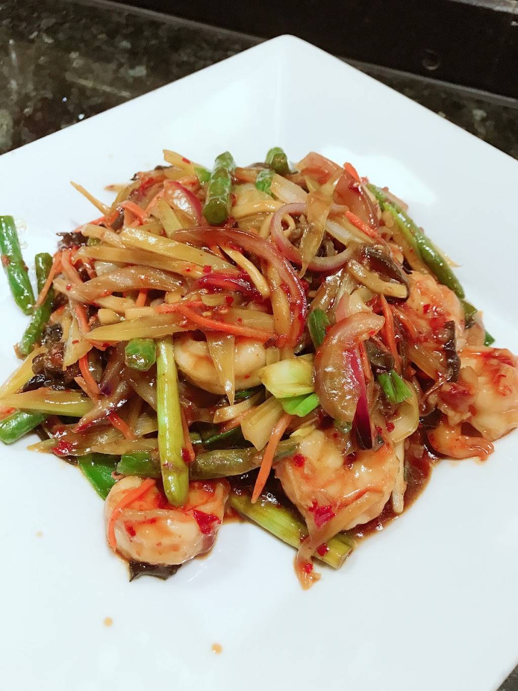 Kissho Asian Bistro & Sushi Bar | restaurant | 6823 E Broad St, Columbus, OH 43213, USA | 6148613515 OR +1 614-861-3515