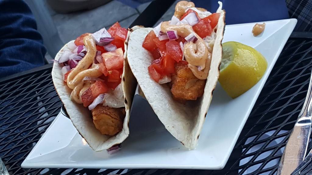 McDonaghs Pub | restaurant | 2 W Front St, Keyport, NJ 07735, USA | 7322640999 OR +1 732-264-0999