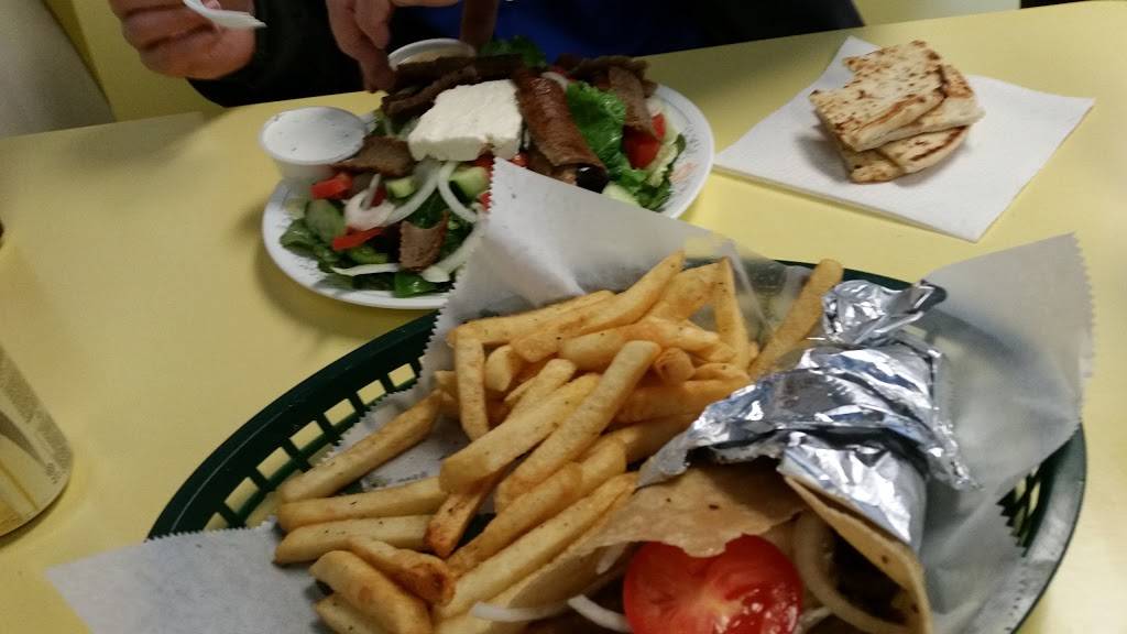 Kostas Gyros | restaurant | 809 Tower Ave, Superior, WI 54880, USA | 7153990147 OR +1 715-399-0147