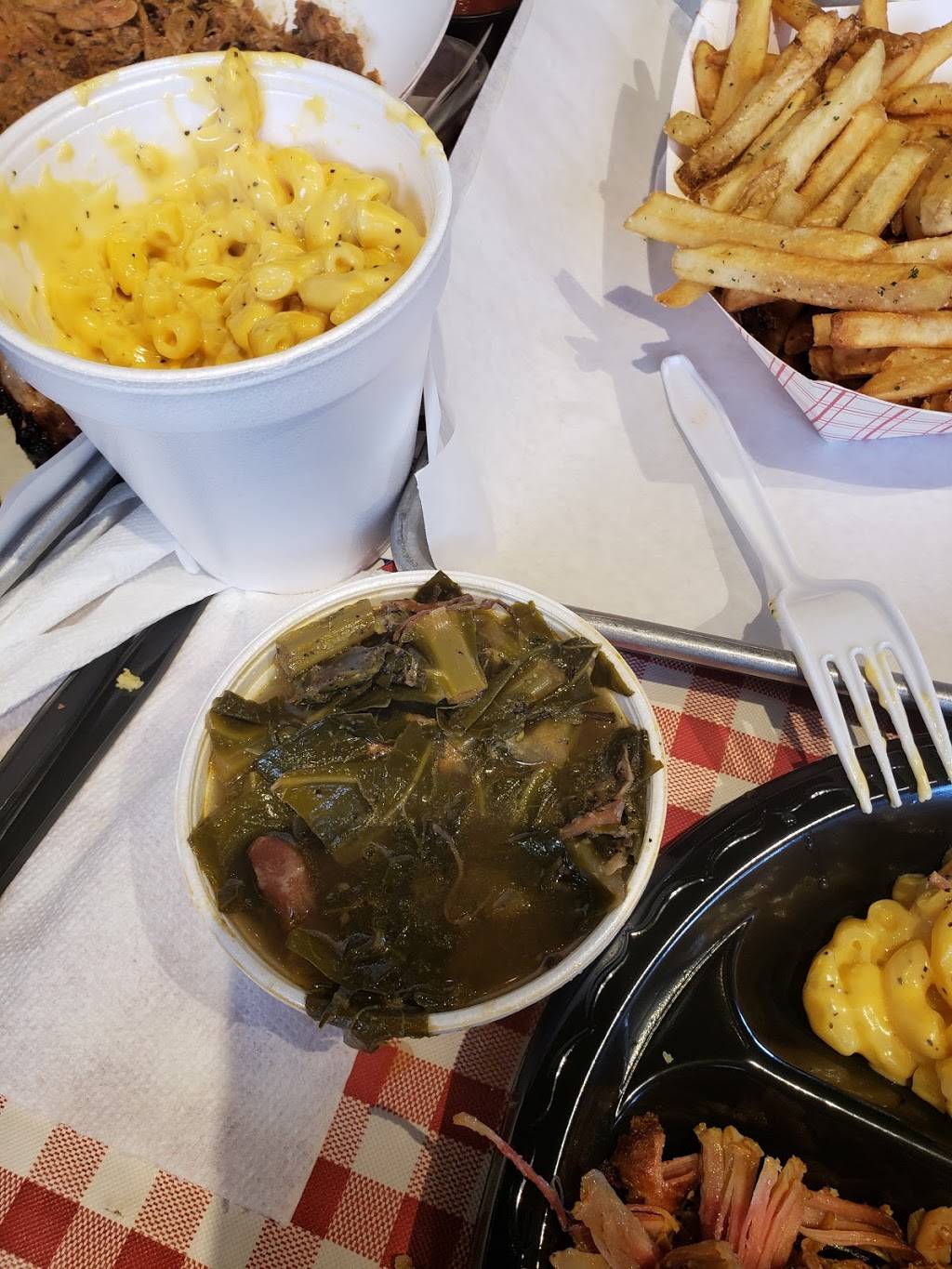 Kens Hardwood Barbecue | restaurant | 5250 E 22nd St, Tucson, AZ 85711, USA | 5207454746 OR +1 520-745-4746