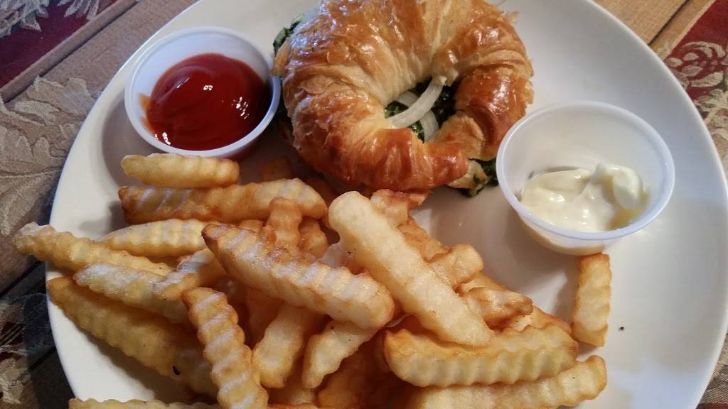 Happy House Restaurant | restaurant | 236 N 8th St, Mayfield, KY 42066, USA | 2702475743 OR +1 270-247-5743