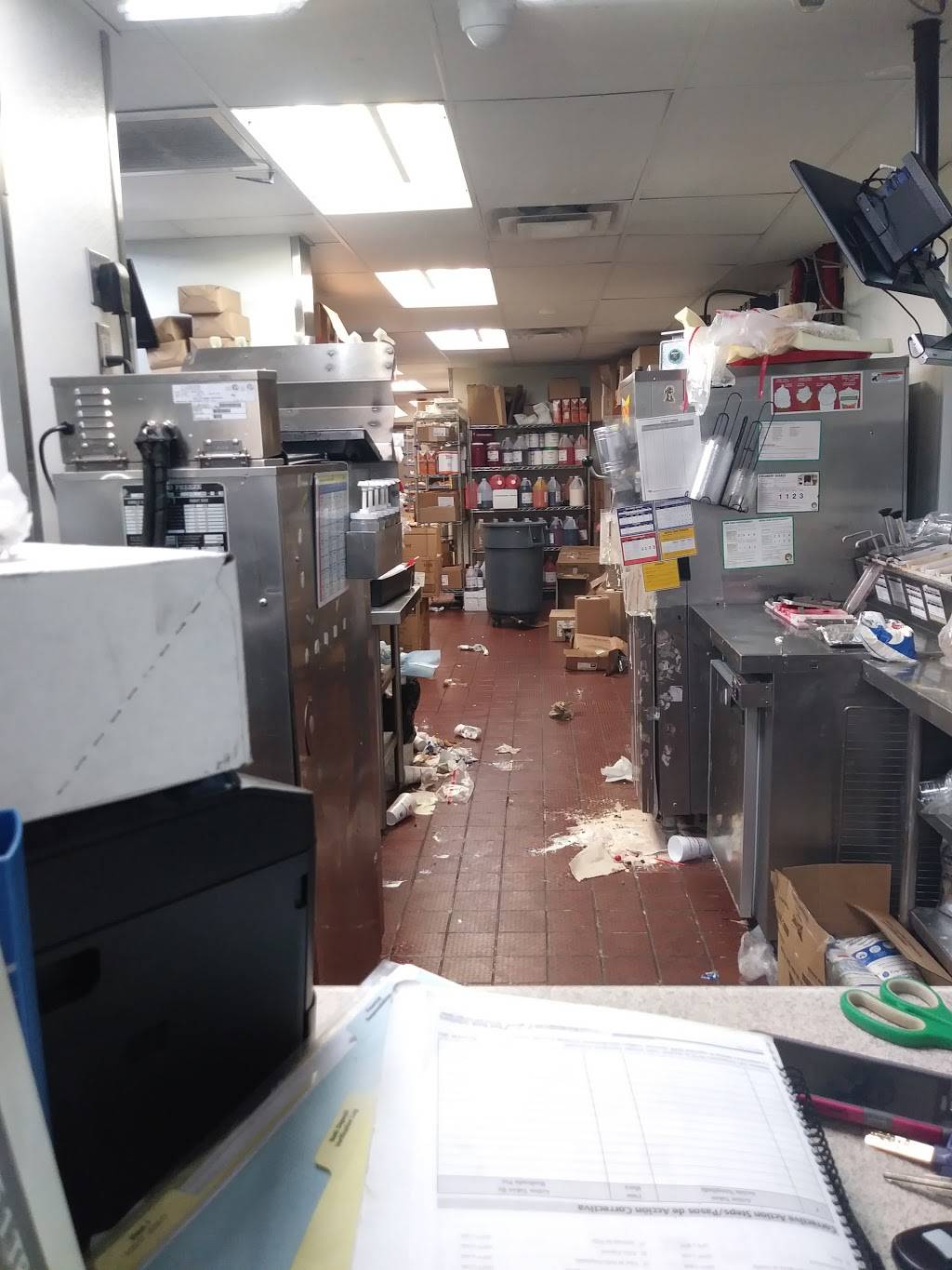 Sonic Drive-In | restaurant | 12820 W Alameda Pkwy, Lakewood, CO 80228, USA | 3039899992 OR +1 303-989-9992