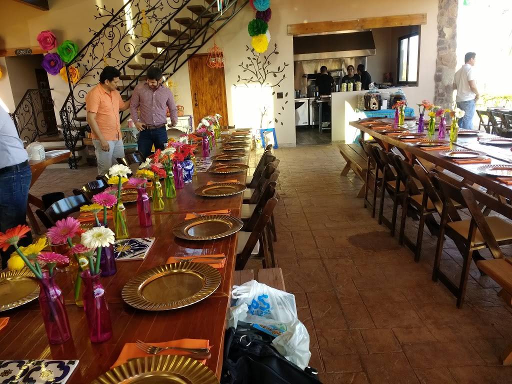 Rey de 3 | restaurant | 13 y 13 bis Fracc San Marcos, Fracc B, Héroes de Baja California, El Porvenir, 22984 Ensenada, B.C., Mexico | 016644840008 OR +52 664 484 0008