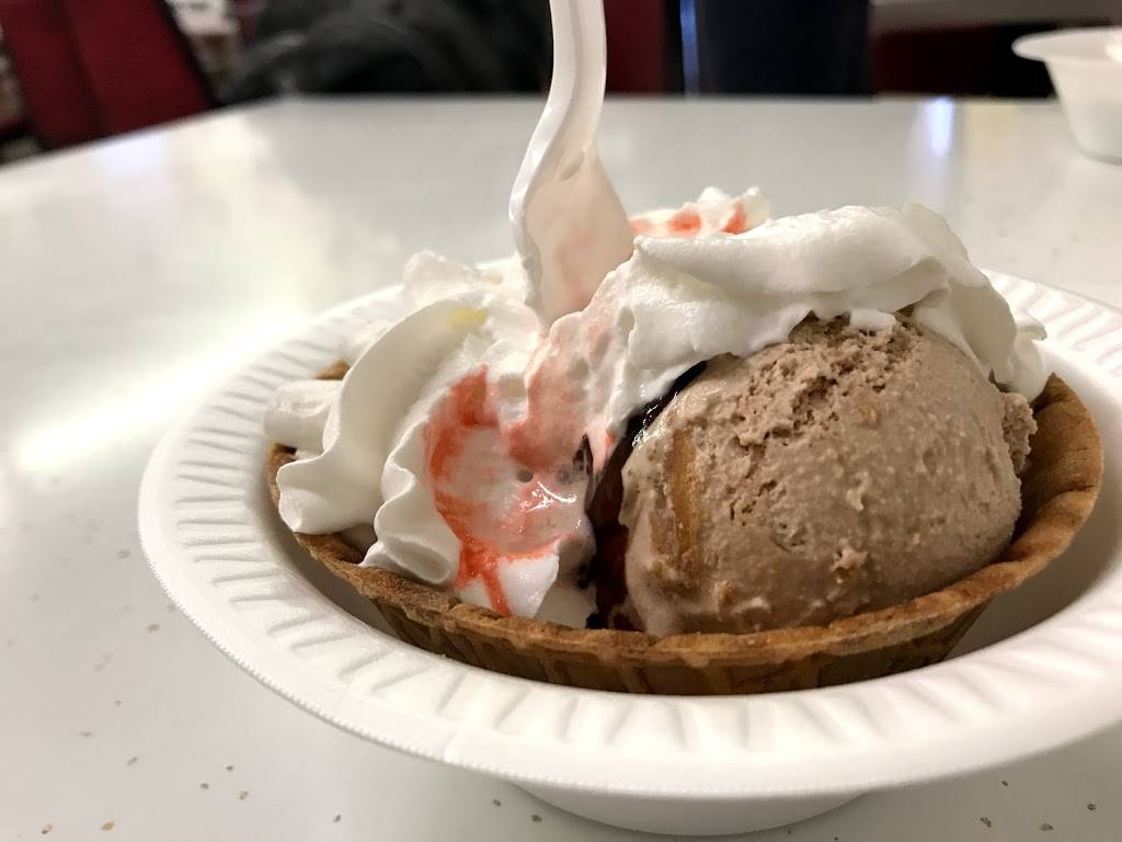 Treasas Pizza & Subs | restaurant | 2564 Delta Rd, Brogue, PA 17309, USA | 7179279545 OR +1 717-927-9545