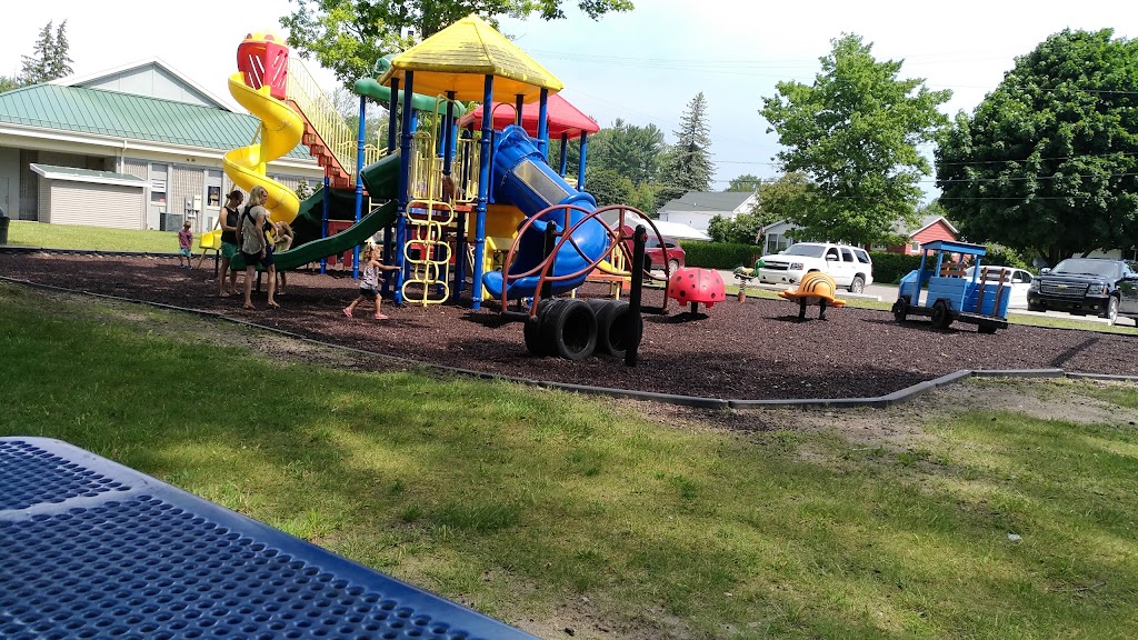 The Dutch Oven Bakery | bakery | 7611 US-31, Alanson, MI 49706, USA | 2315482231 OR +1 231-548-2231