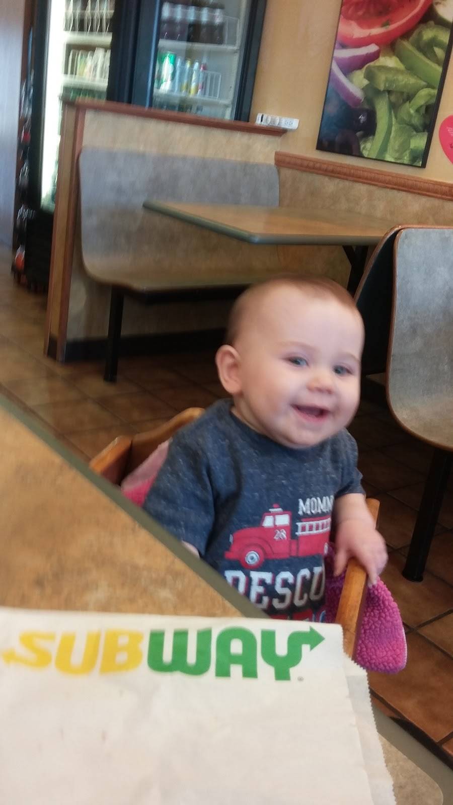 Subway | restaurant | 401 Baldwin St, Jenison, MI 49428, USA | 6164578843 OR +1 616-457-8843