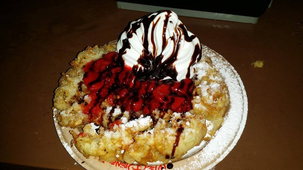 Epic Eats | restaurant | 351 S Studio Dr N, Orlando, FL 32830, USA | 4079393463 OR +1 407-939-3463