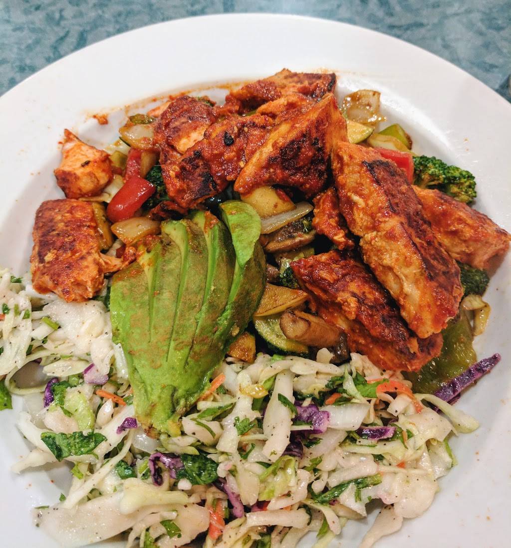 Wahoos Fish Taco | restaurant | 120 Main St, Huntington Beach, CA 92648, USA | 7145362050 OR +1 714-536-2050