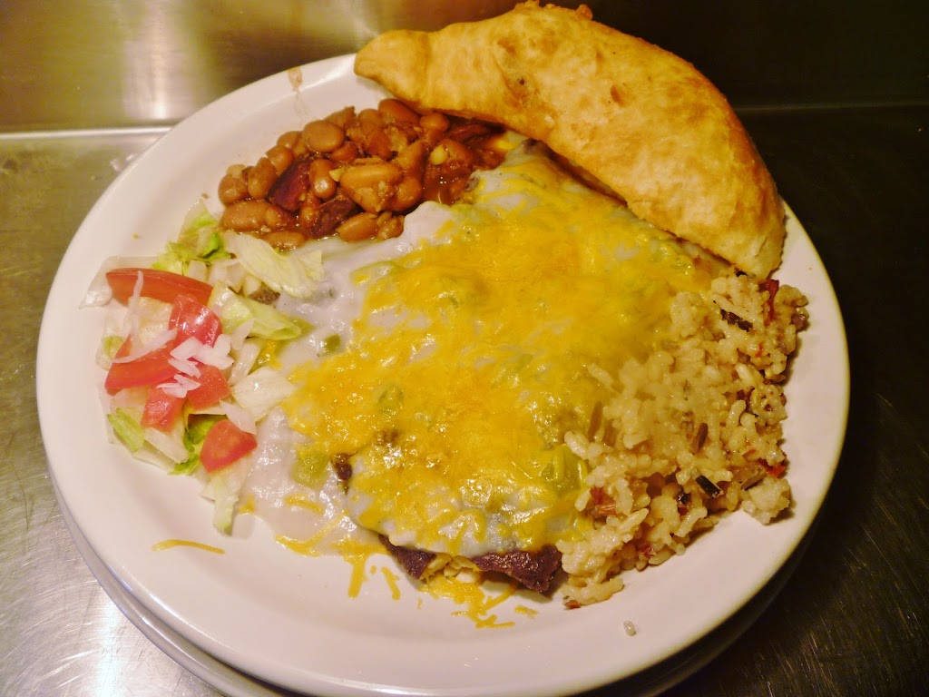 Tiwa Kitchen Restaurant | bakery | 328 Veterans Hwy, Taos, NM 87571, USA | 5757511020 OR +1 575-751-1020