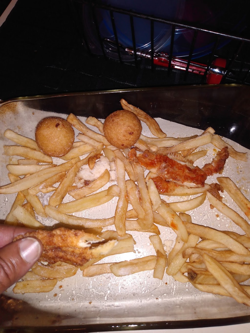 Peter Seafood | restaurant | 2402 Rodman Ave, Portsmouth, VA 23707, USA | 7573973376 OR +1 757-397-3376